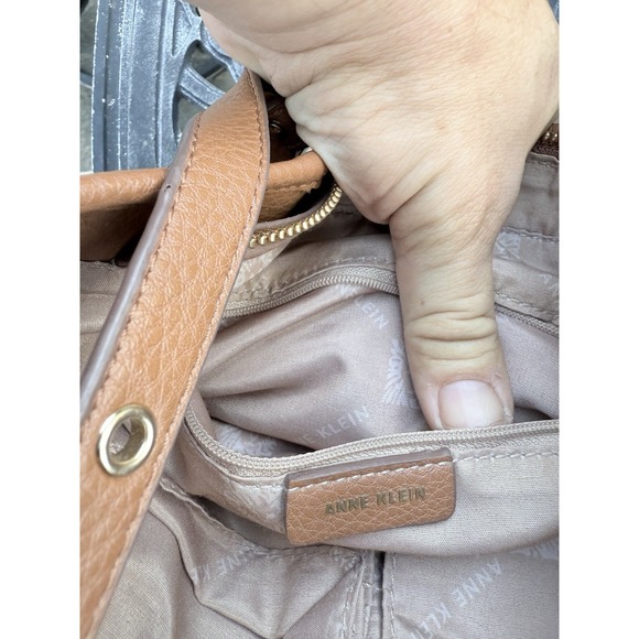 Anne Klein Classic Pocket Tote Bag With Leather Handles - Picture 4 of 7